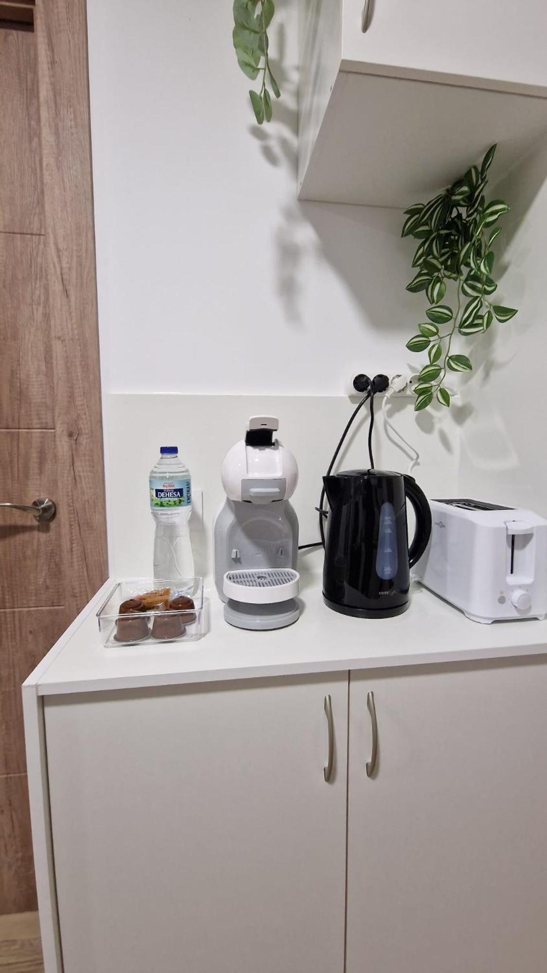 Almendrales Appartement Madrid Buitenkant foto