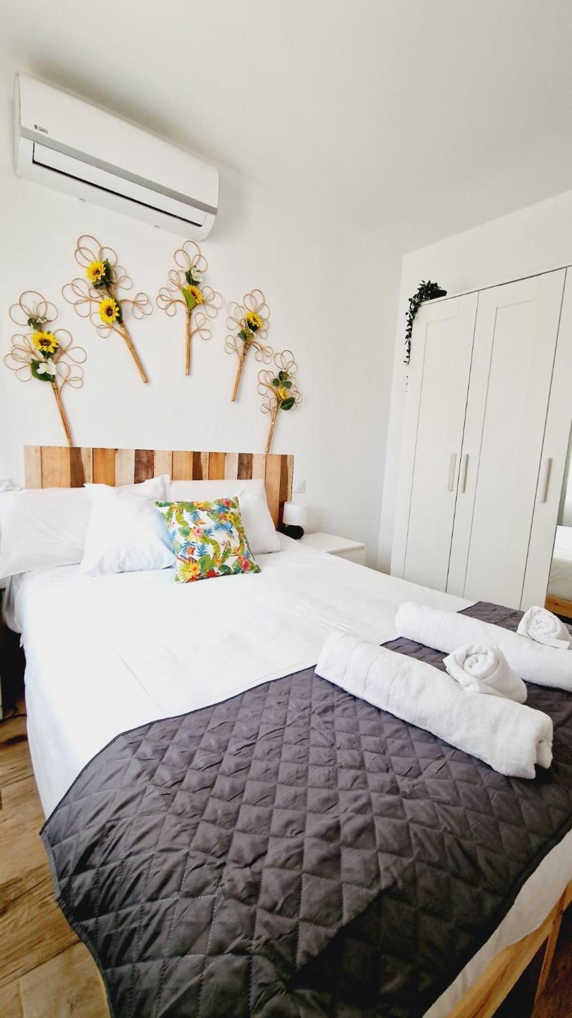 Almendrales Appartement Madrid Buitenkant foto