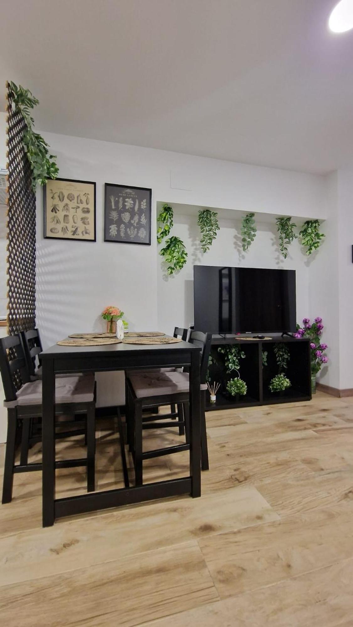 Almendrales Appartement Madrid Buitenkant foto