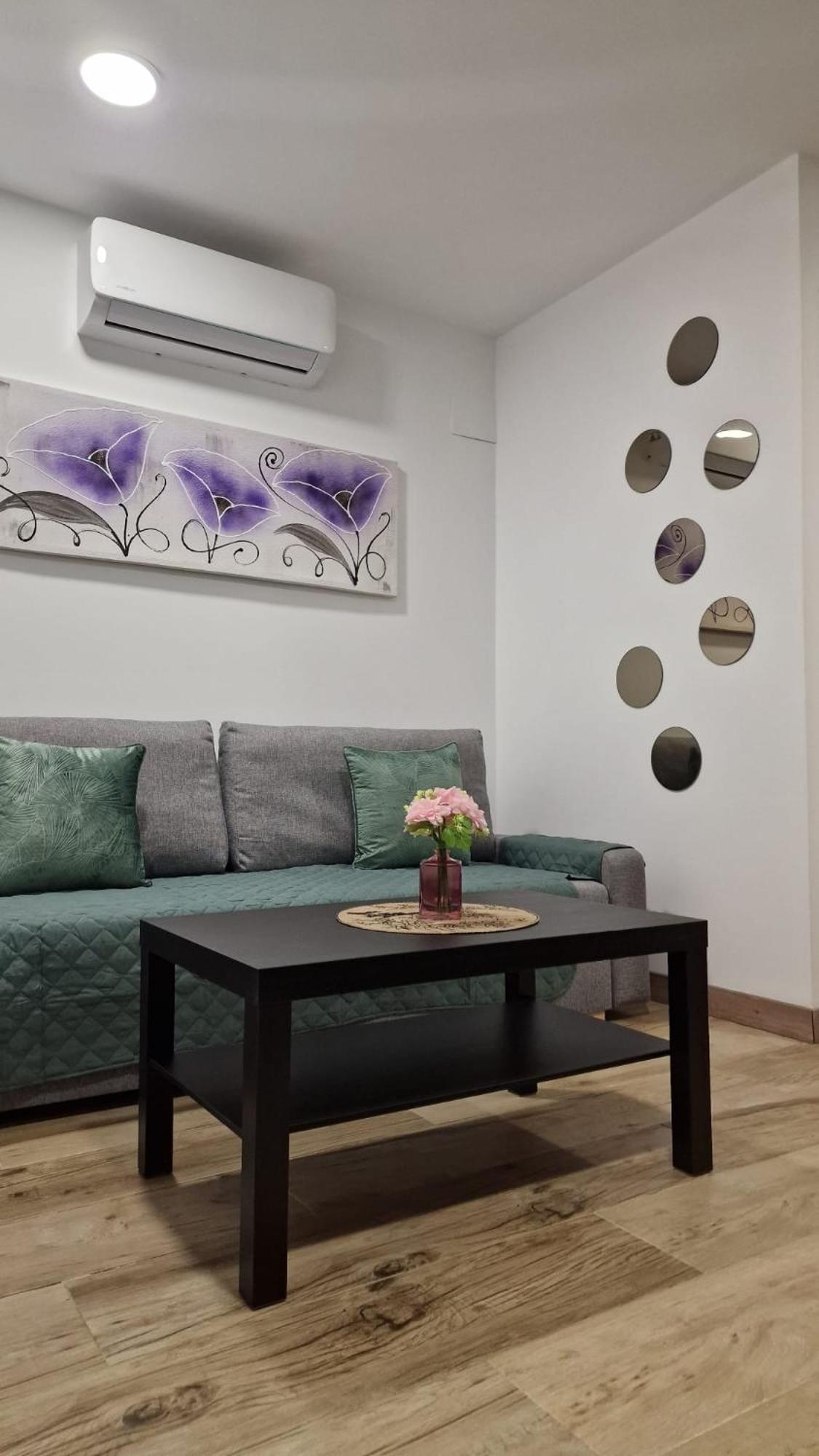 Almendrales Appartement Madrid Buitenkant foto
