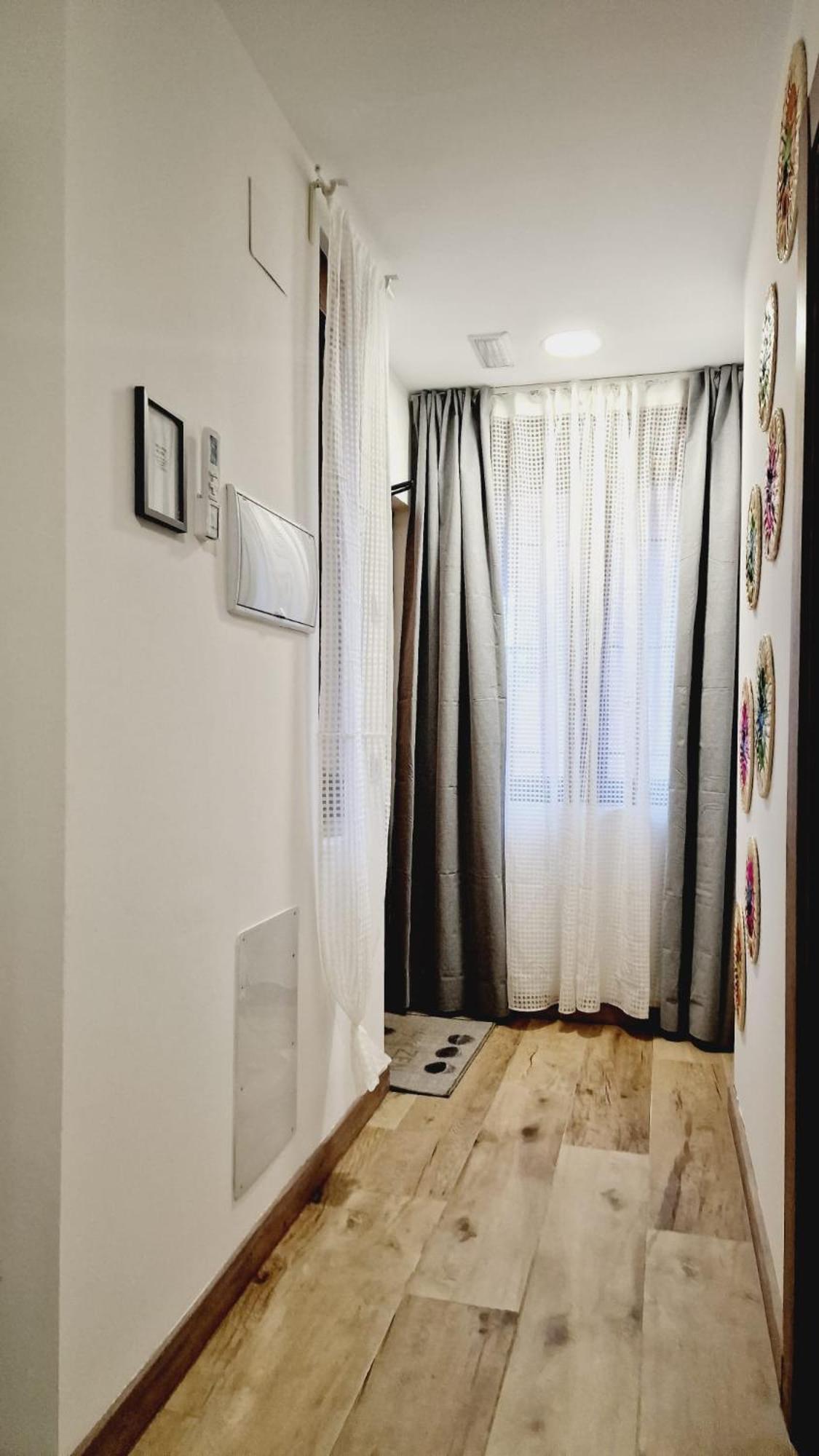 Almendrales Appartement Madrid Buitenkant foto