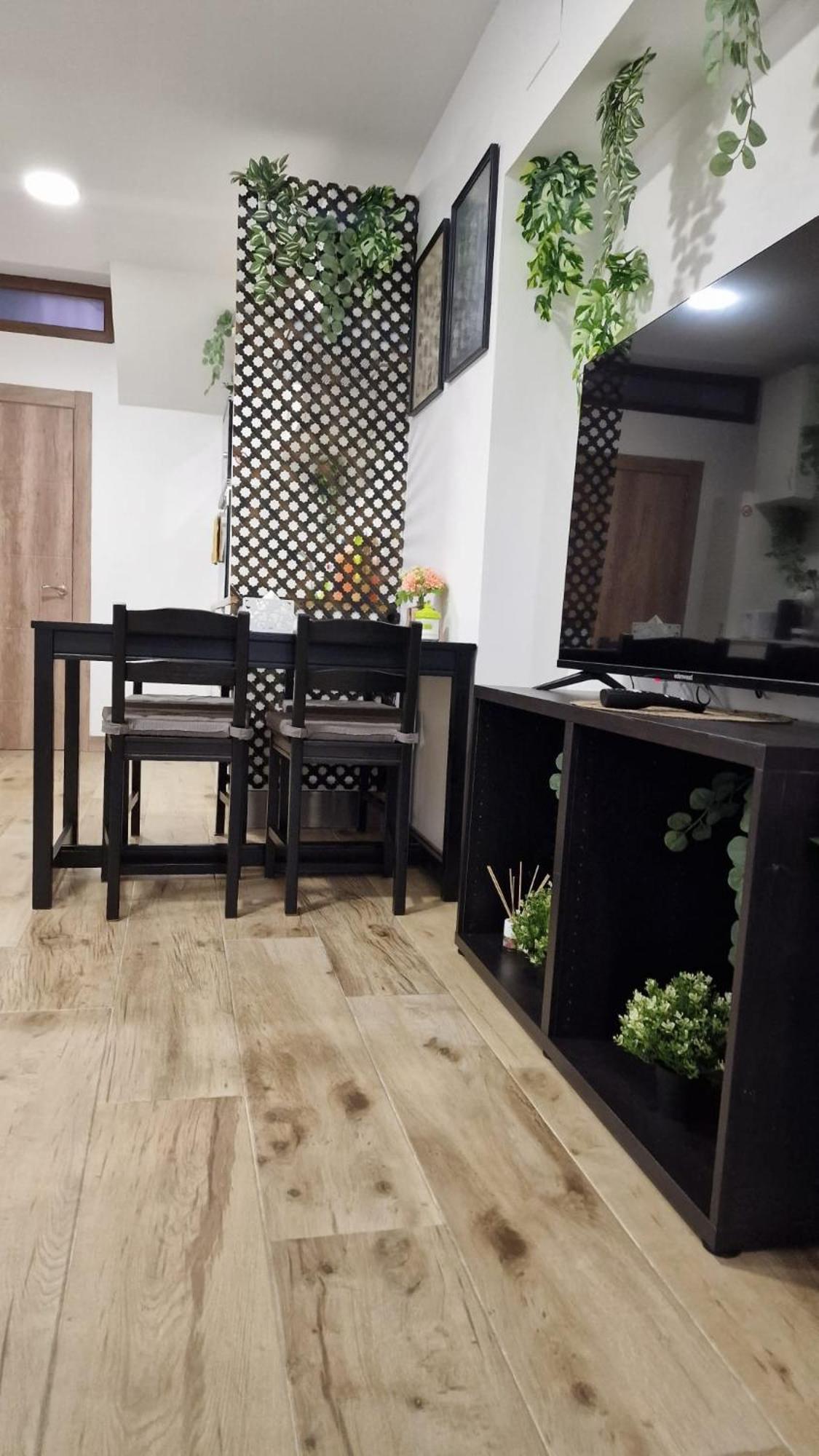 Almendrales Appartement Madrid Buitenkant foto